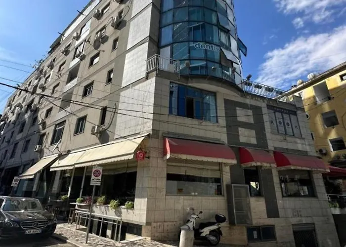 Premium In The Center Тирана